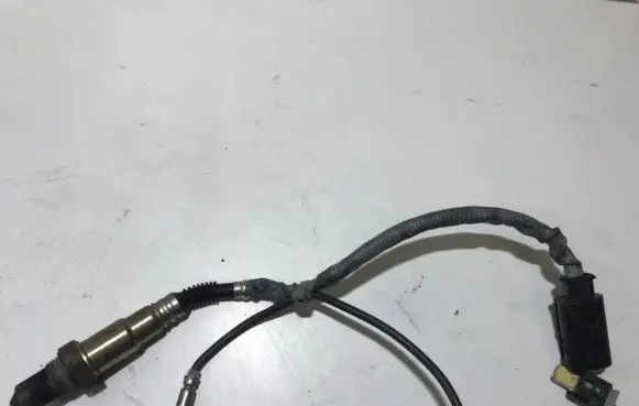 Mercedes-Benz ML W166 Lambda probe sensor 0281004201 0281004202