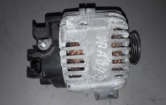 Toyota RAV 4 (XA40) Generator/alternator 8574045
