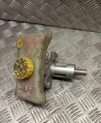 Skoda Superb B5 (3U) Master brake cylinder 8E0611301G