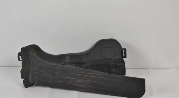 Volkswagen Golf V Accelerator throttle pedal 1K1723503L 6PV00860001