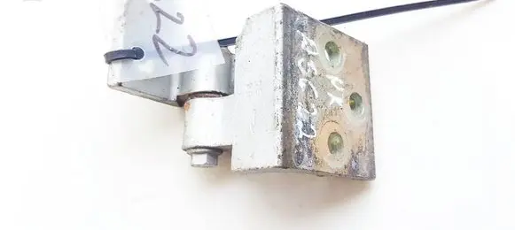 Peugeot Partner Front door upper hinge