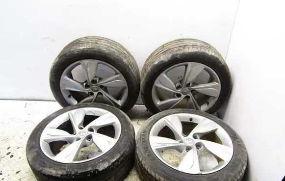 Toyota Auris E180 R16 alloy rim 