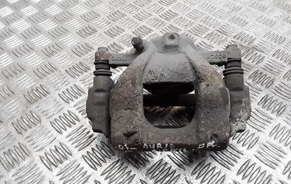 Toyota Auris 150 Front brake caliper