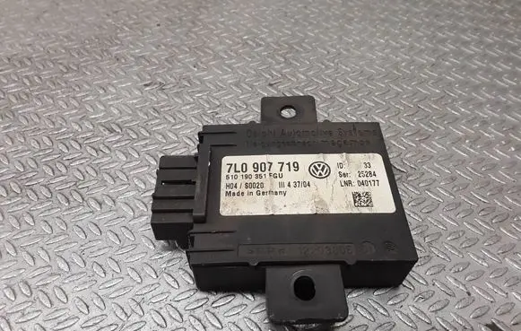 Volkswagen Touareg I Alarm control unit/module 7L0907719 H04S0020 510190351