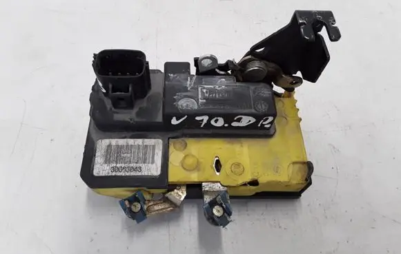 Volvo V70 Front door lock 30663043