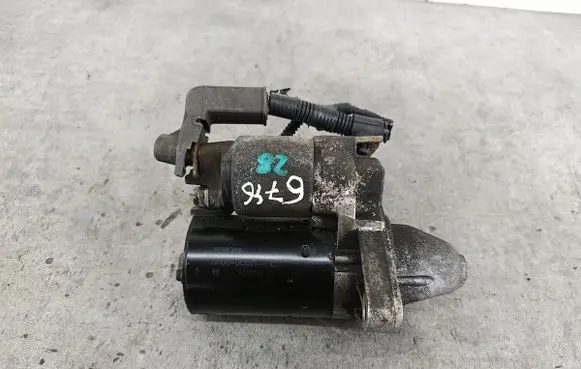 Peugeot 107 Starter motor