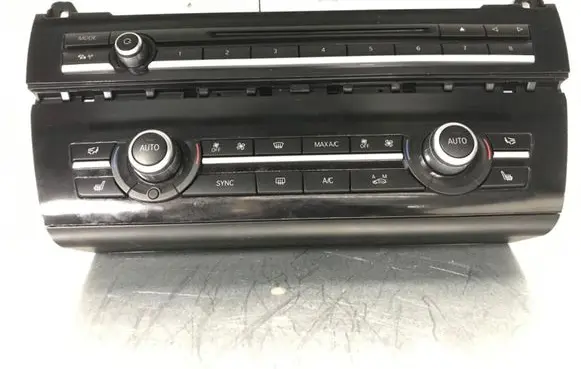 BMW 5 F10 F11 Climate control unit 9324321