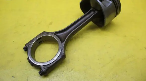 Audi A8 S8 D3 4E Piston with connecting rod