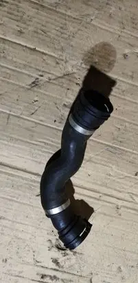 BMW 6 F06 Gran coupe Engine coolant pipe/hose 8511928 17128511928