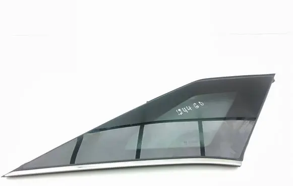 Peugeot 3008 II Rear side window