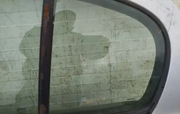Nissan Almera N16 Rear vent window glass 