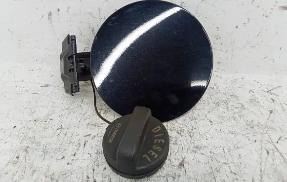 Mazda 3 III Fuel tank cap