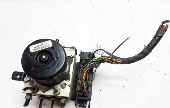 Jaguar XJ X350 ABS Pump 10092610063 10.0926-1006.3