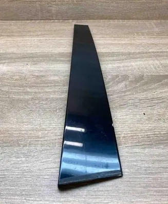 Mercedes-Benz E W211 Loading door glass trim molding A2116903387