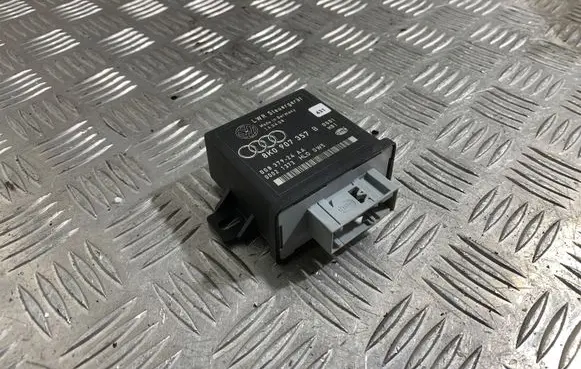 Audi A4 S4 B8 8K Light module LCM 8K0907357B