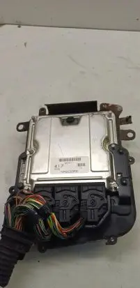 Volvo S40, V40 Engine control unit/module 30630417 EDC15C3