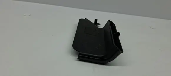 Audi Q7 4L Air intake duct part 7L0819623A