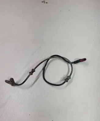Mercedes-Benz E W212 ABS brake wheel speed sensor A2125402117