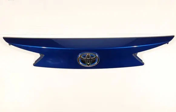 Toyota Auris E180 Trunk door license plate light bar 7681102830
