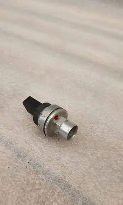 Skoda Octavia Mk1 (1U) Air conditioning (A/C) pressure sensor 1j0959126