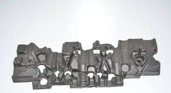 Engine bonnet/hood sound/heat insulation