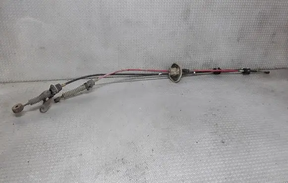 KIA Cerato Gear shift cable linkage