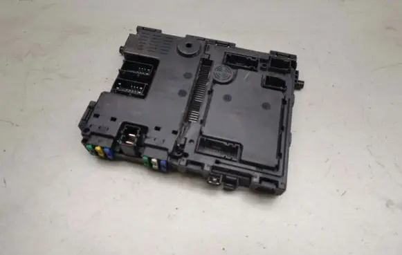 Peugeot 206 Comfort/convenience module 9626460880