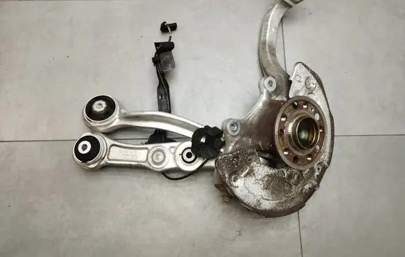 Mercedes-Benz E W213 Front wheel hub spindle knuckle A2133324700