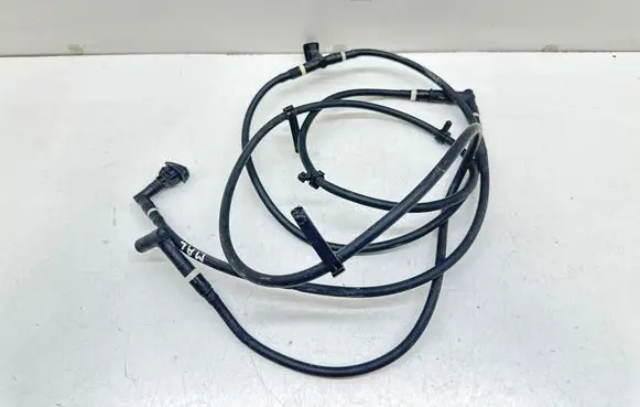 Chevrolet Malibu Windshield washer fluid hose 