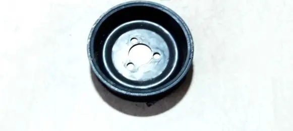 Volkswagen Golf V Water pump pulley 03D121028B
