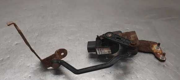 Volvo V40 Headlight/headlamp level sensor 31340262