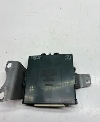 Lexus IS 220D-250-350 Power management control unit 8967053030 0123801013