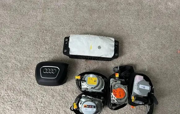 Audi Q5 SQ5 Airbag set with panel 80A