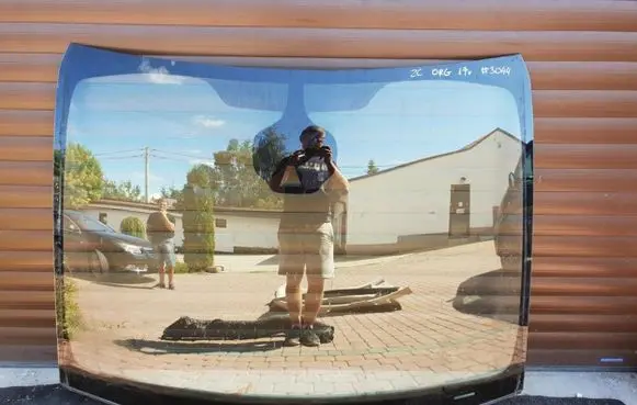 Opel Zafira C Front windscreen/windshield window 