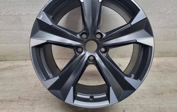 Seat Ateca R19 alloy rim 575601025T