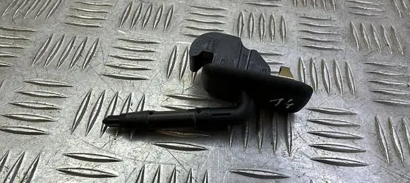Sun visor clip/hook/bracket