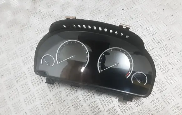 BMW 7 F01 F02 F03 F04 Speedometer (instrument cluster) 9249574