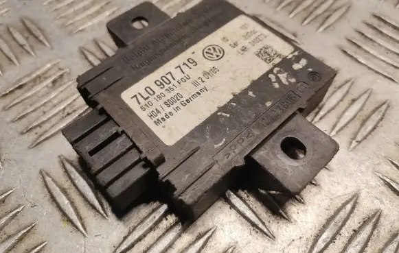 Porsche Cayenne (9PA) Alarm control unit/module 7L0907719