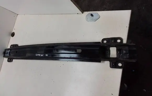 Hyundai i30 Front bumper cross member
