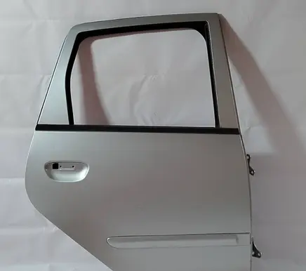 Mitsubishi Colt Rear door