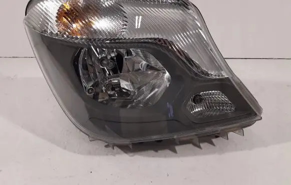 Mercedes-Benz Sprinter W906 Headlight/headlamp A9068205700