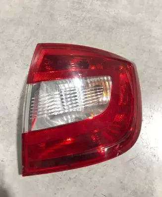 Skoda Rapid (NH) Rear/tail lights 5JH945096