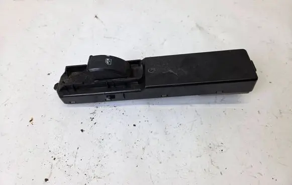 Saab 9-3 Ver2 Quarter vent window switch 12764039