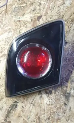 Mazda 3 I Tailgate rear/tail lights P2913