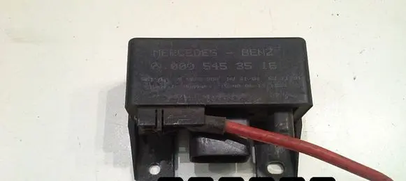 Mercedes-Benz Sprinter W901 W902 W903 W904 ABS relay 0005453516