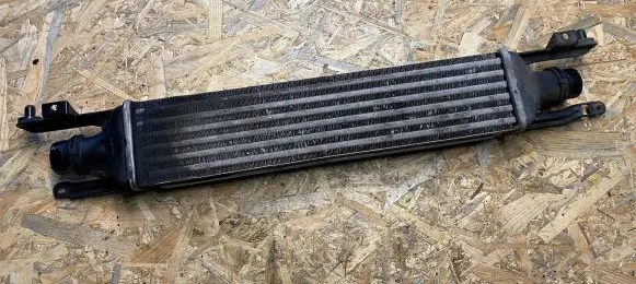 Opel Corsa D Intercooler radiator