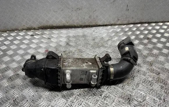 Seat Ibiza IV (6J,6P) Intercooler radiator 04B145749K