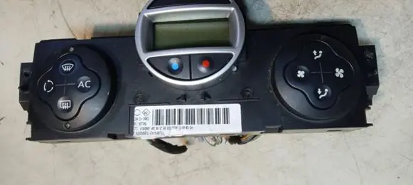 Renault Scenic II - Grand scenic II Climate control unit 8200265572