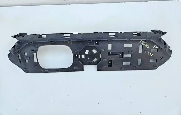 MG ZS Front bumper upper radiator grill P10987654