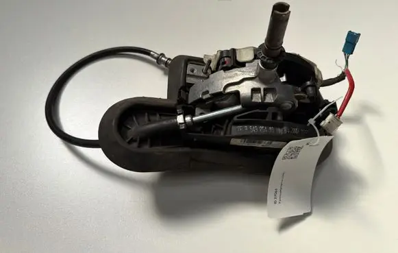 BMW 1 E81 E87 Gear shifter/selector 7549054